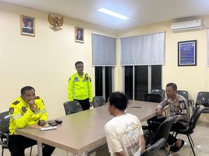 Aksi Sopir Nyabu Bawa Fortuner Modif Isi Solar di Tol Jagorawi