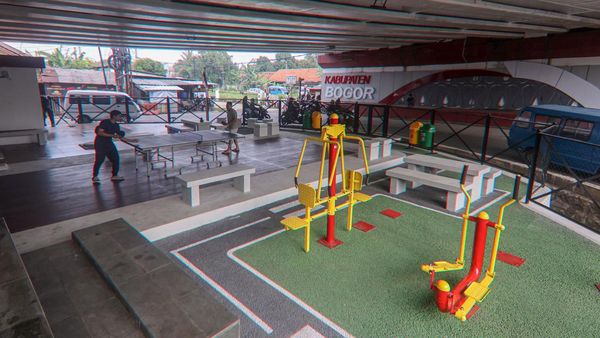 Kolong Flyover Cibinong Disulap Jadi Ruang Publik Warga