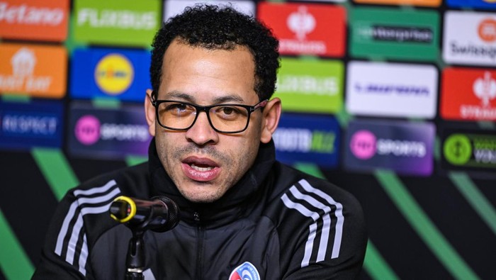 Suporter Strasbourg Kecam Kepindahan Liam Rosenior ke Chelsea