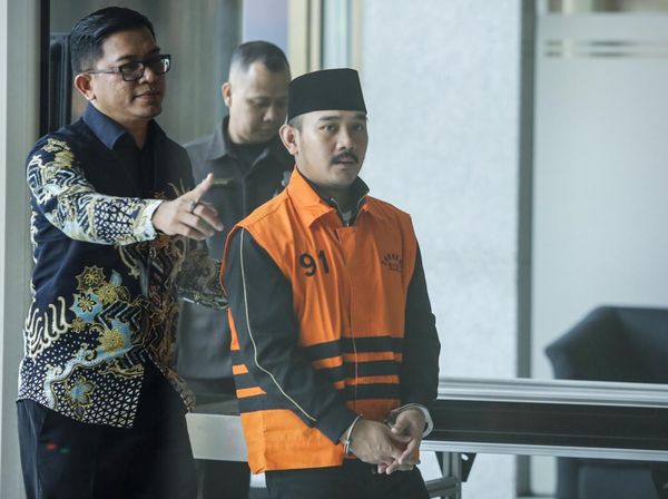 Mantan Bupati Bekasi Ade Kuswara Kembali Jalani Pemeriksaan di KPK