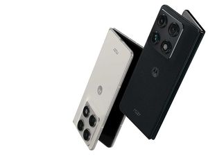 Motorola Siapkan Pesaing Galaxy Z Fold, Namanya Razr Fold