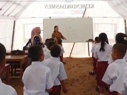 Siswa di Tapteng Belajar di Tenda Darurat, Pakai Kurikulum Khusus Bencana