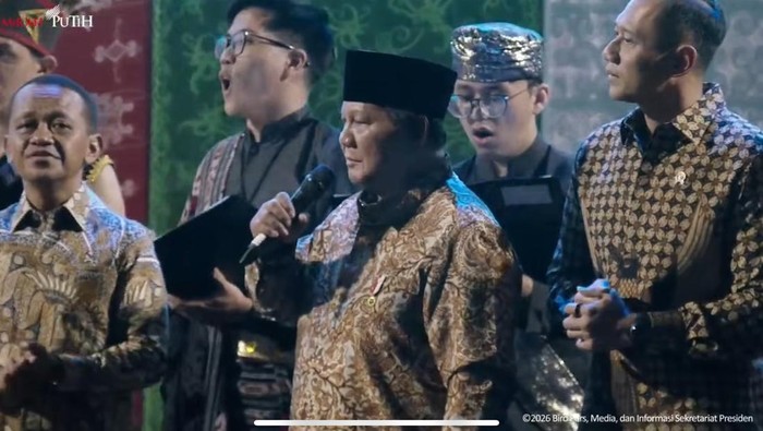 Presiden Prabowo Nyanyi Lagu 'Sio Mama' dan 'O Ulate' di Acara Natal Nasional 2025