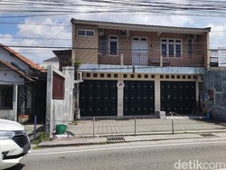 Penampakan Markas Scammer Jaringan Internasional di Jalan Gito Gati Sleman