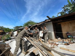 4.126 Bangunan hingga Lapak PKL Liar di Depok Dibongkar Sepanjang 2025