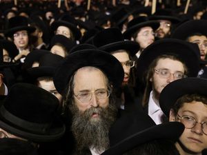 Yahudi Ultra-Ortodoks Demo Besar Tolak Wajib Militer di Yerusalem