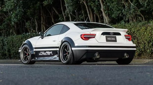 Body kit Neo86 dari Result Japan mengubah Toyota 86 menjadi mirip AE86 Trueno dengan lampu utama pop-up.