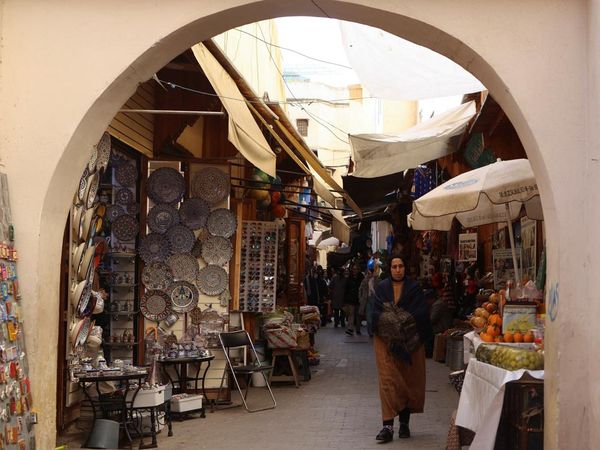 Menyusuri Medina Fes, Kota Tua yang Menjadi Nafas Budaya Maroko