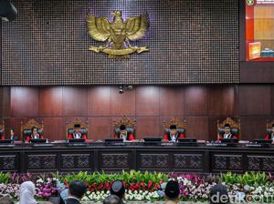 Video Ketua MK: Mari Jaga Mahkamah Konstitusi Tak Dipengaruhi Tekanan Politik