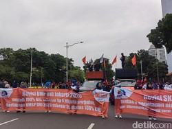 Video Massa Buruh Demo Lagi soal UMP 2026 di Depan Istana
