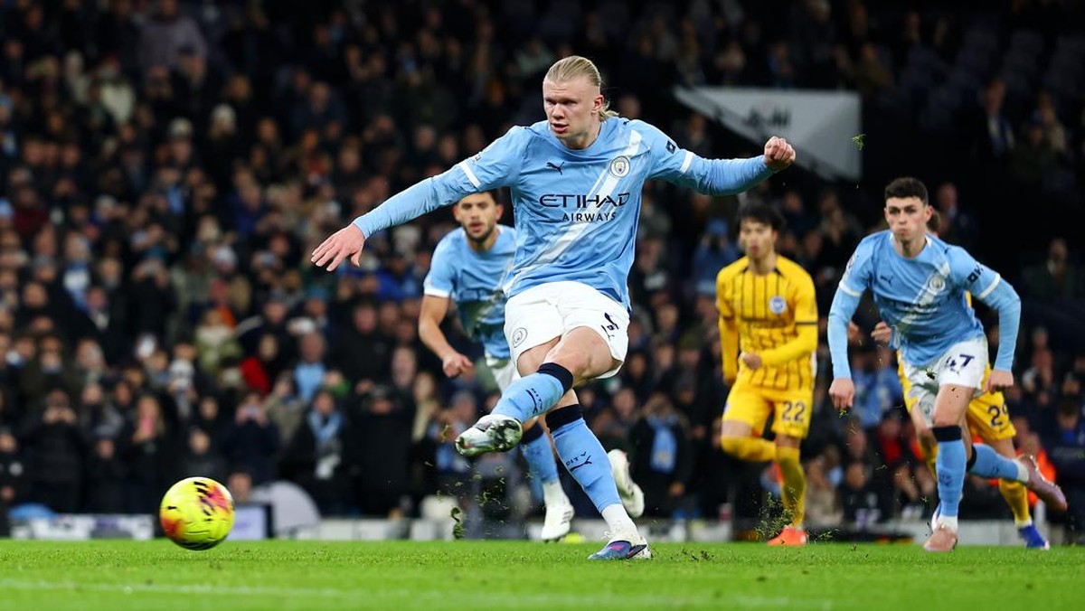 Man City vs Brighton di babak pertama. (Foto: Getty Images/Mark Thompson)