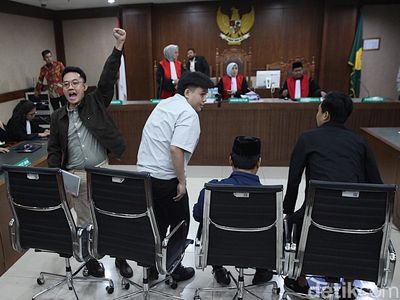 Hakim Tolak Eksepsi Delpedro Marhaen dkk, Sidang Kasus Penghasutan Demo Ricuh Berlanjut