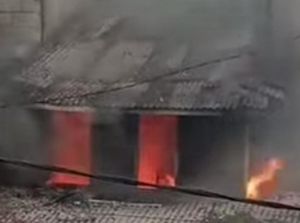 Rumah Makan di Bogor Kebakaran gegara Tabung Gas Bocor, 1 Orang Terluka