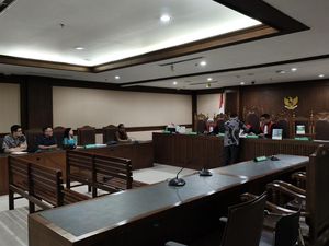 Emirsyah Satar Ajukan PK, Sidang Ditunda Pekan Depan