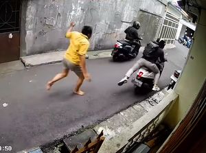 Duo Maling Tembak Warga di Jakbar Dibekuk, Beraksi di 4 TKP dalam Sehari