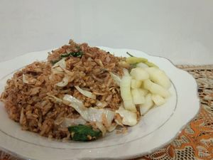 Mencicipi Nasi Goreng Arang Khas Kediri