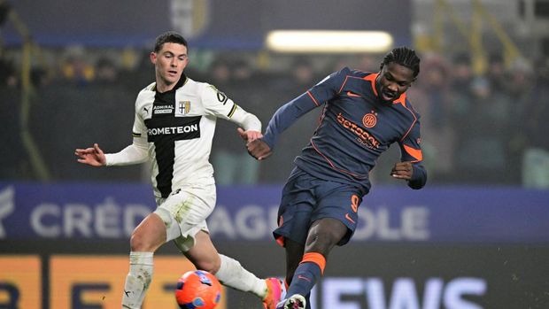 Soccer Football - Serie A - Parma v Inter Milan - Stadio Ennio Tardini, Parma, Italy - January 7, 2026 Inter Milan's Federico Dimarco scores their first goal REUTERS/Daniele Mascolo