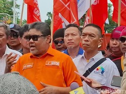 Bos Buruh Bantah UMP Tinggi Bikin Relokasi Pabrik, Singgung Biaya Siluman