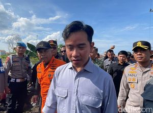 Kunjungi Banjir di Kalsel, Gibran: Harus Dapat Atensi Khusus