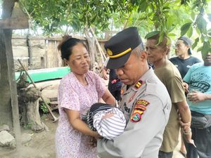 Bayi Perempuan Ditemukan Hidup Terbungkus Kantong Plastik di Lombok Utara