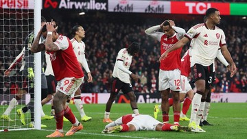 Arsenal Butuh Bek Kanan Baru