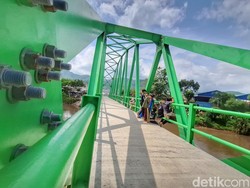 Wajah Baru Jembatan Cijeruk Usai Dua Kali Ambruk Dihantam Citarum