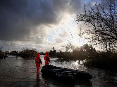 Hujan Berkepanjangan Rendam Ferras, Banjir Besar Landa Albania