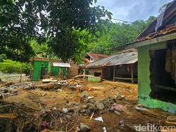 Kisah Warga Sukabumi 3 Kali Diterjang Bencana, Kini Menanti Bantuan