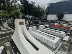 Hasan Sadikin: Nama yang Hidup dan Raga Sunyi di Karang Anyar