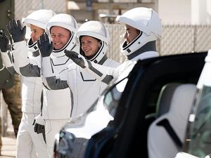 Video Sakit di Stasiun Luar Angkasa, Astronaut Segera Dibawa Pulang ke Bumi