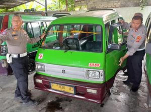 Ngeri Angkot Bogor Ugal-ugalan Tabrak Ojol Malah Gaspol Lagi