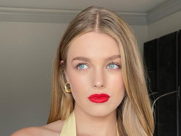 7 Potret Teagan Croft, Pemeran Rapunzel di Live-action Tangled