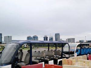 Wisata Nyaman di Monas, Ada Shuttle Wira Wiri ke Tugu