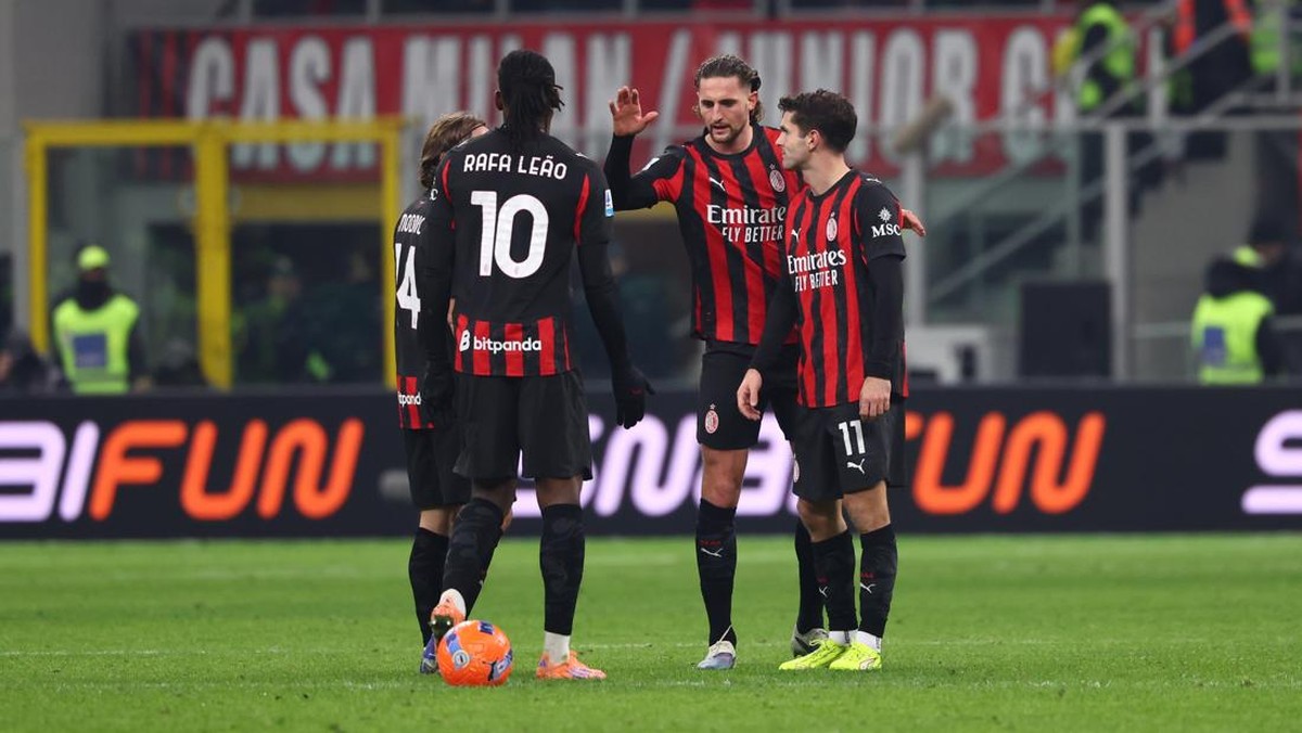 Kelemahan AC Milan diurai oleh Fabio Capello. (Foto: AC Milan via Getty Images/Giuseppe Cottini)