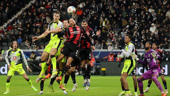 Frankfurt Vs Dortmund: Drama 6 Gol! Laga Berakhir Imbang 3-3
