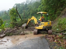 Desa Tempur Jepara Terisolir, BPBD Bangun Pos untuk Logistik