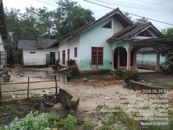 Banjir di OKU Timur Berangsur Surut, Warga Mulai Bersih-bersih