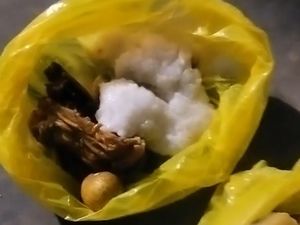 Viral MBG di Pandeglang Pakai Kantong Plastik, SPPG Buka Suara