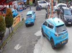 Nasib Taksi Listrik Celaka di Tangerang: Maju Kena Mundur Kena