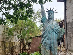 Pondok Cabe Rasa New York, Ini Asal Usul Patung Liberty di Tangsel