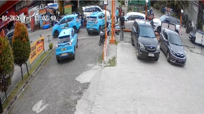 Kasus Taksi Listrik Tanpa Sopir Tubruk Resto di Tangerang Selesai Damai