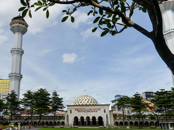 Status Masjid Agung Bandung sebagai Masjid Raya Jawa Barat Resmi Berakhir