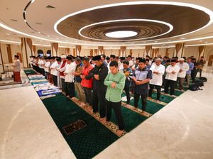 Perdana, Salat Berjaamah dan Kajian Subuh Digelar di Masjid IKN