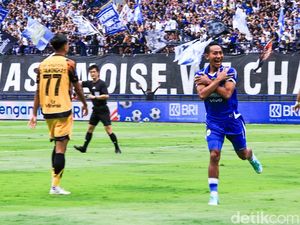 Lagi! Beckham Bikin Pemain Persija Kena Kartu Merah