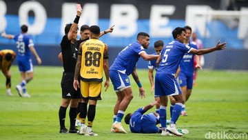 Persija Vs Persib: Awas Kartu Merah Lagi, Macan Kemayoran!
