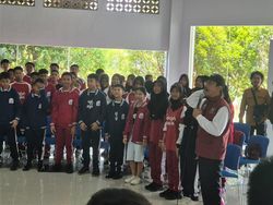 Jelang Peluncuran 166 Sekolah Rakyat, Mensos Kawal Latihan Siswa di Banjarbaru