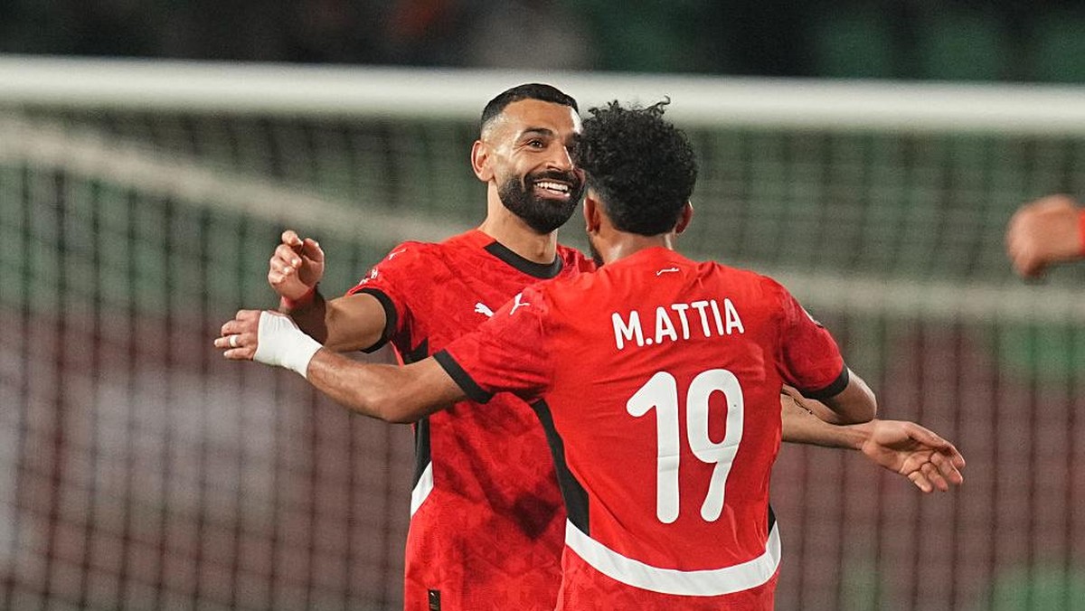 Mohamed Salah (kiri) mencetak satu gol ke gawang Pantai Gading. Foto: NurPhoto via Getty Images/NurPhoto