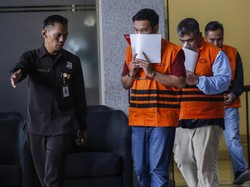 Intip Garasi Pejabat Pajak Jakut yang Ditangkap KPK