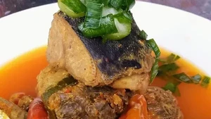 Cocok untuk Anak Kos! Resep Sup Tuna Kuah Asam Khas Kupang yang Praktis