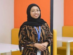 Teliti Racun Ular, Yasmin Jadi Lulusan Terbaik IPB dengan IPK 4